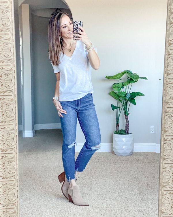 Favorite Denim for Petites - Why I love these! - Everyday Holly