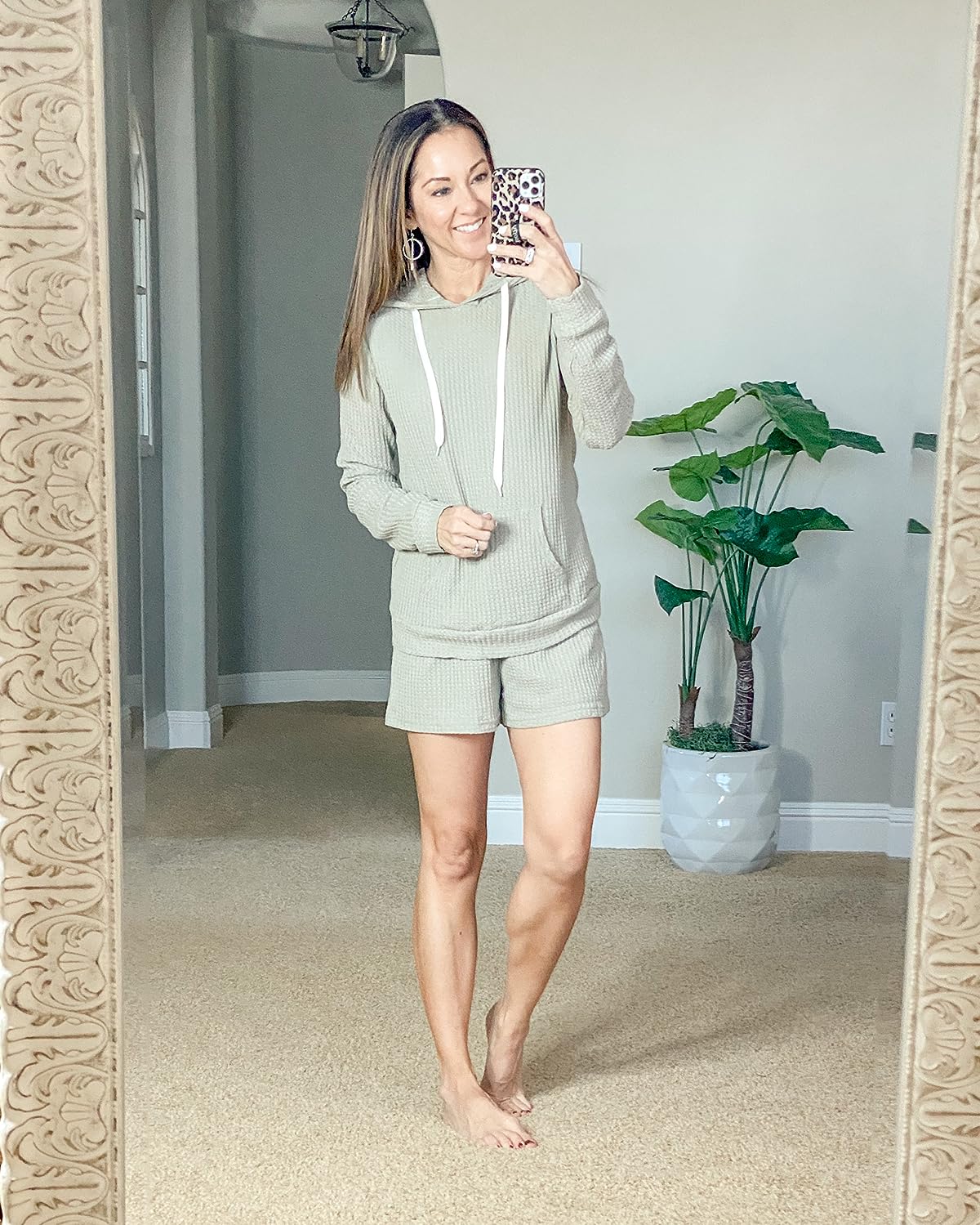 The Best Loungewear and Cozy Finds for this Fall | #best #loungewear #fall #cozy #finds #autumn #amazon #twopiece #sweater #hoodie #shorts #relax #lounge #couch #livingroom #bedroom