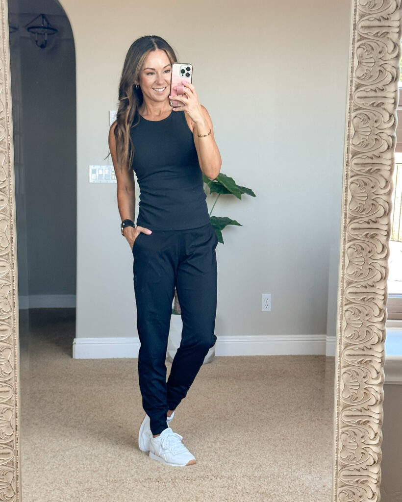 Stylish Workout Outfit | #tanktop #racerback #black #joggers #white #sneakers #selfie
