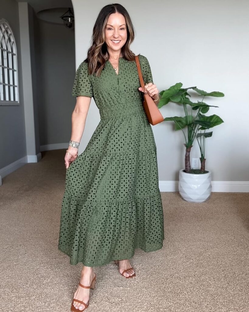 Summer Fashion Finds | Summer Trends | Trending Fashion | Navy Blue | Women's Fashion | Wedding Guest dress | linen | butter yellow | sandals