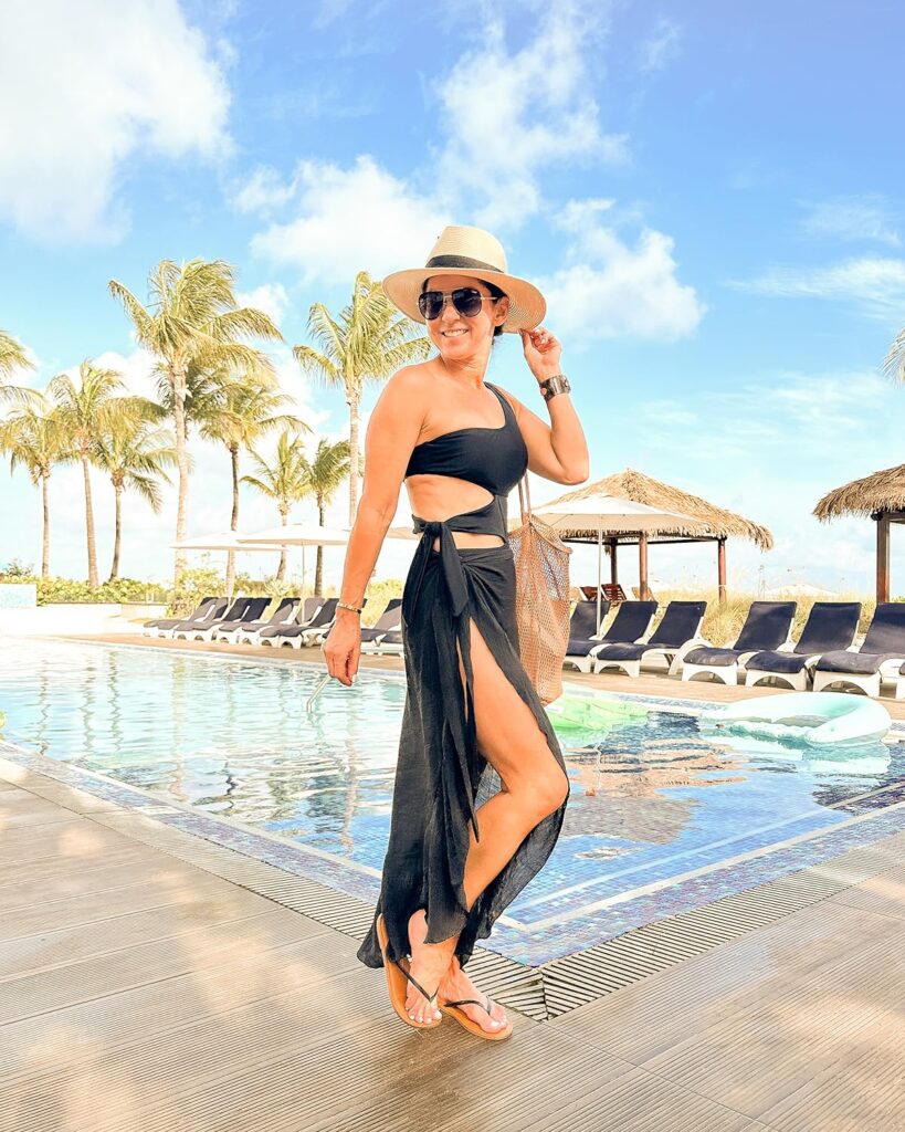Stylish and high-quality swimwear, beach bags, coverups, and poolside accessories available on Amazon, perfect for summer vacations, pool days, and beach outings. Discover trendy bikinis, durable waterproof bags, lightweight coverups, and fun pool floats to elevate your sunny day experience