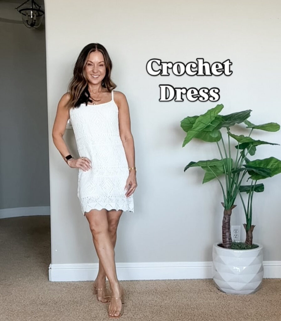 Chic summer looks for women featuring casual and vacation-ready outfits, Trendy summer looks with lightweight dresses, Stylish summer looks 2025 with flowy skirts, Easy summer looks for everyday wear, Cute and casual summer looks for women