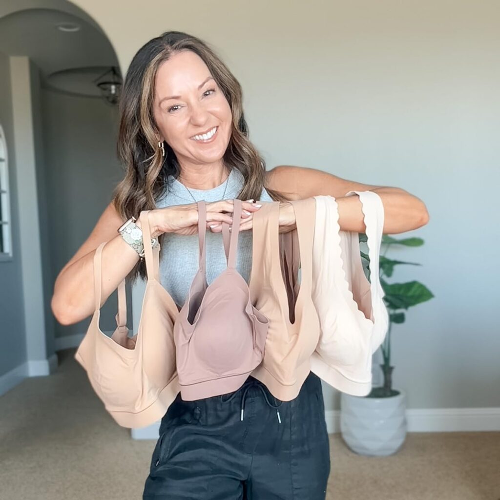 Chic summer looks for women featuring casual and vacation-ready outfits, Trendy summer looks with lightweight dresses, Stylish summer looks 2025 with flowy skirts, Easy summer looks for everyday wear, Cute and casual summer looks for women